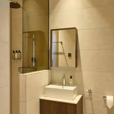 For 4 In بيت للعطل *